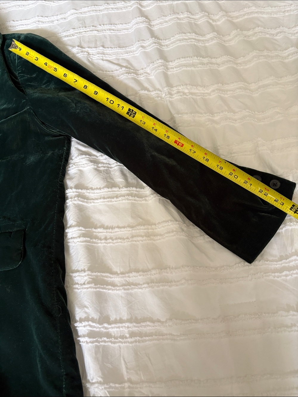Old Navy Holiday Green Velvet Oversized Party Blazer - Picture 8 of 11